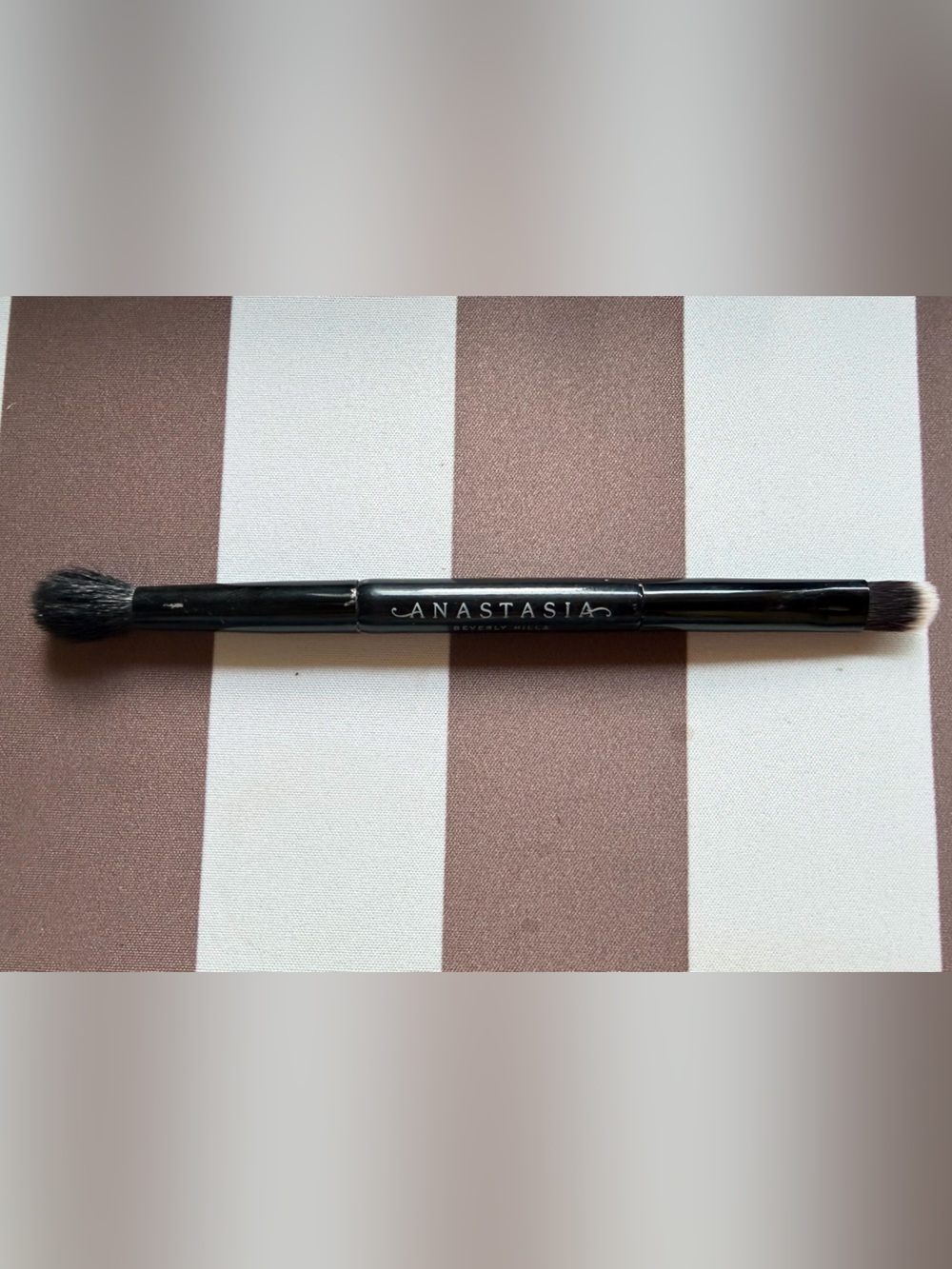 Anastasia Dual-Ended Eyeshadow Brush